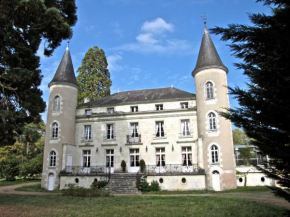 Hotels in Tournon-Saint-Pierre
